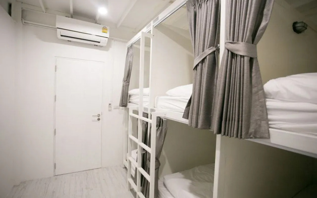 The Street Hostel Koh Lipe - Adult Only