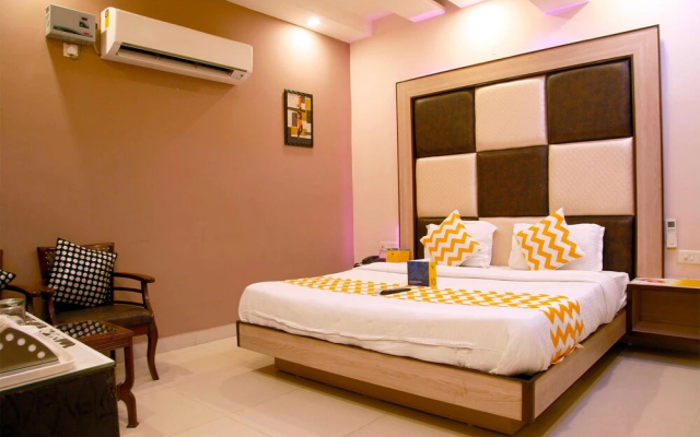 FabHotel Purple Regency Zirakpur