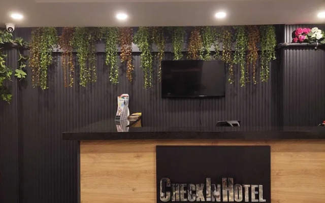 Check in Hotel
