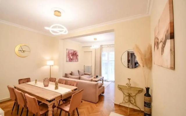 Porto Sea View Apartments - D. Gounari 5