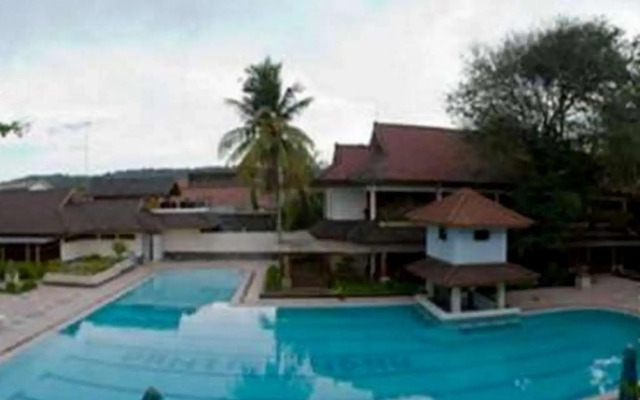 Pantai Indah Resort Hotel Barat