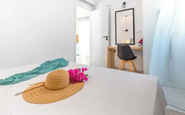 Elvita Beach Hotel