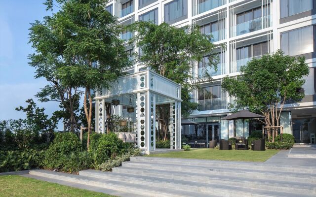 Отель 137 Pillars Residences Bangkok Бангкок вид на фасад