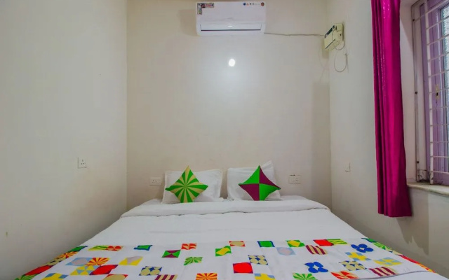 OYO 13098 Home Cozy Studio Near Uddo Beach