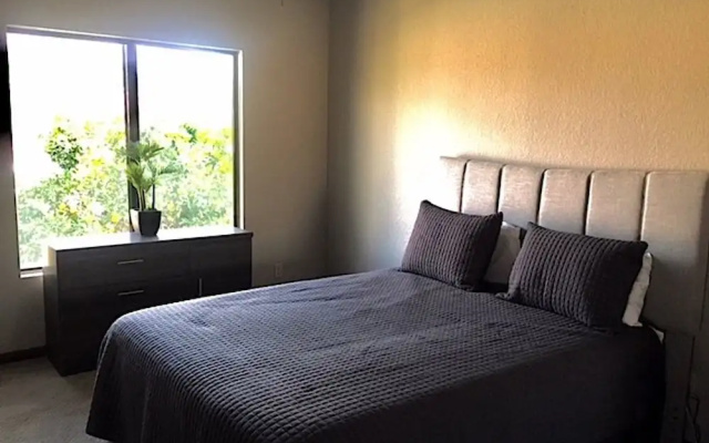 Grandview Getaway 4 BR by Casago