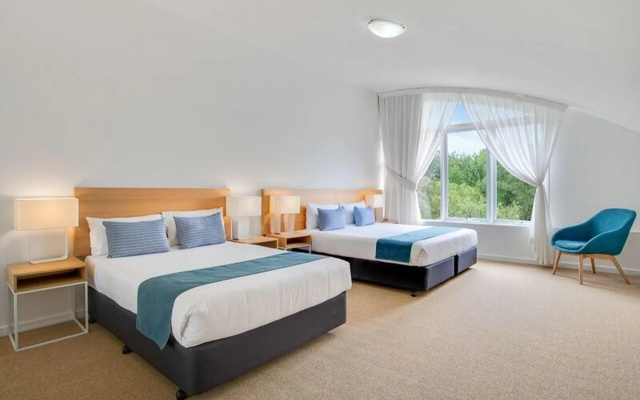 MainStay Suites Williamstown