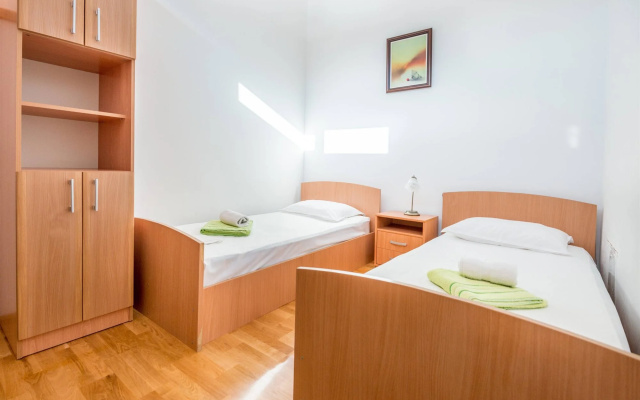 Apartments Ivardić