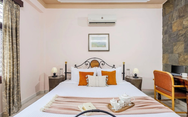 Alaya Stays Abhimanyu Mansion Topaz 2BHk