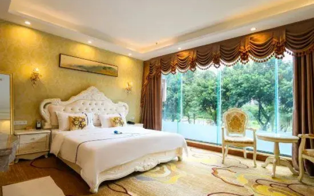 Ruili Hotel