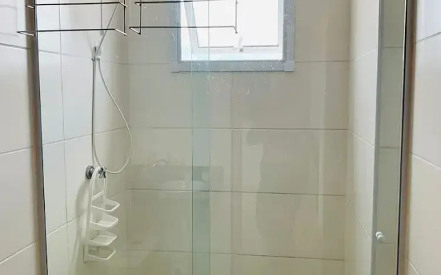 Lindo apto com piscina em Praia Grande