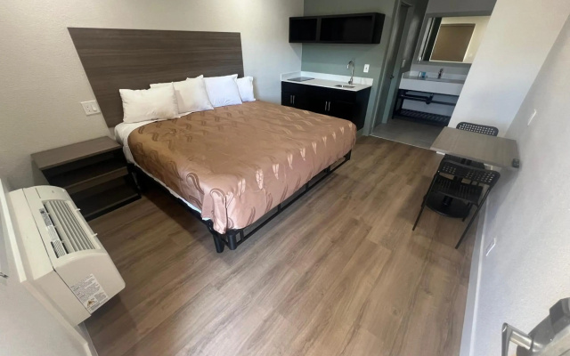 Rodeway Inn