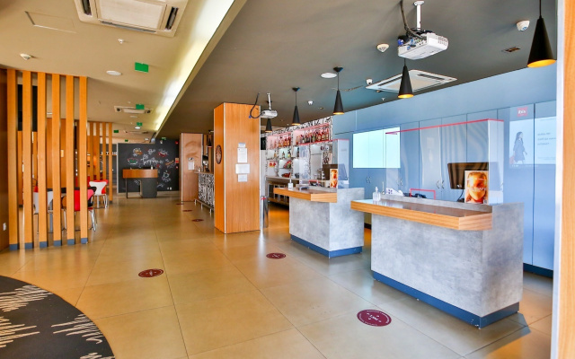 Ibis Goiania