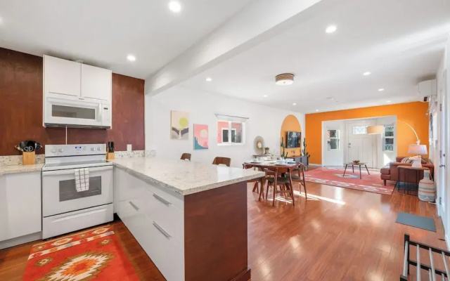 The Gower Street Bungalows by AvantStay