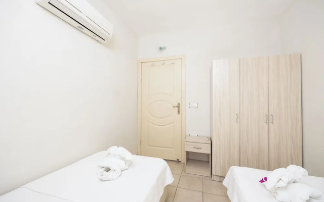 Safak Oasis Hotel
