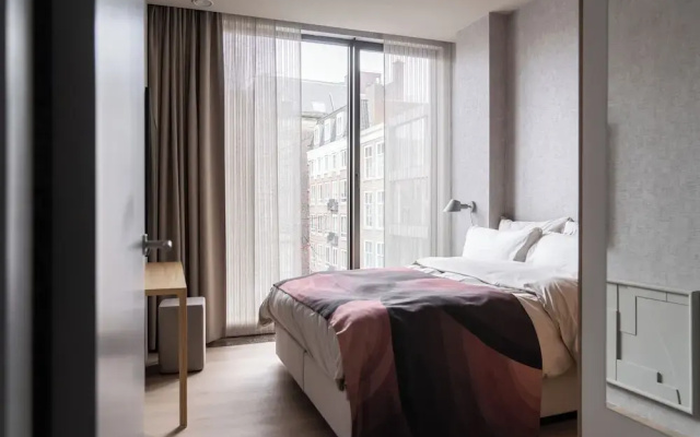 348 Suites Buitenhof Short Stay