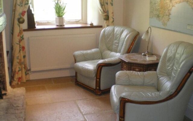 Pyle Guest House