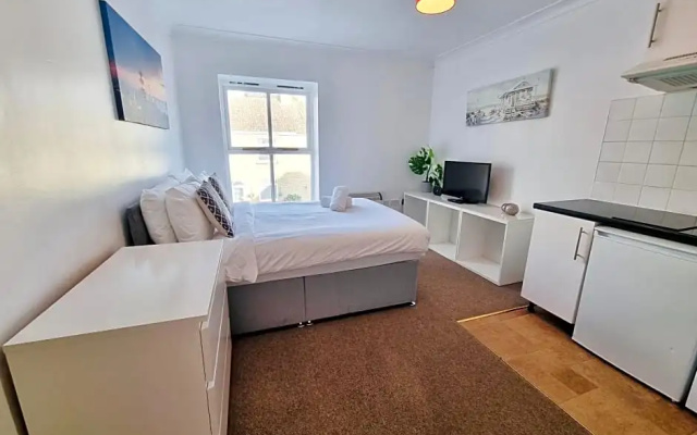 Darent Suite by Kasar Stays