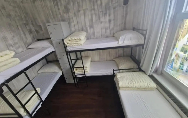Amigo Budget Hotel