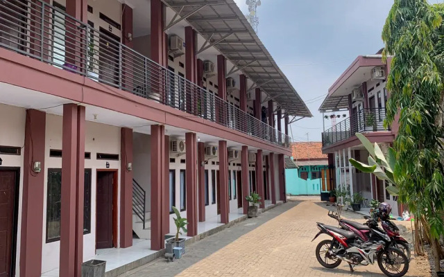 RedDoorz near FKIP UNTIRTA Serang