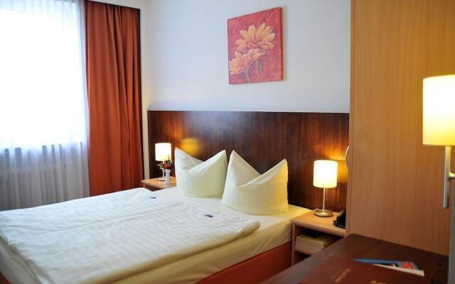 Hotel Italia вид на фасад