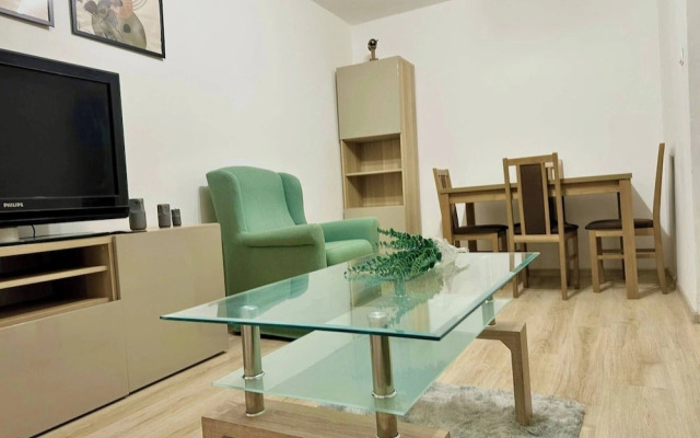 Heart of Warsaw Hideaway