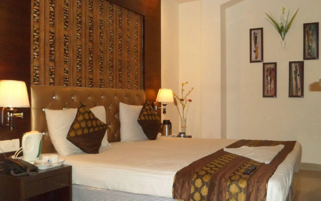 Hotel Arjun (New Delhi)