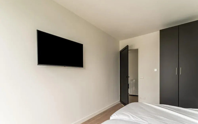 Amazing Villa in Zeewolde With Terrace