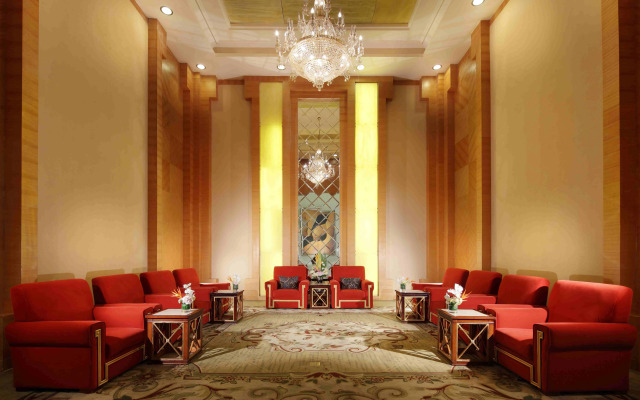 Holiday Inn Chengdu Century City-WestTower by IHG