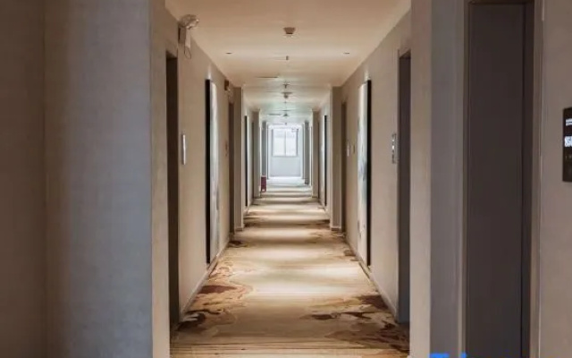 Wenzhou Lily Business Hotel