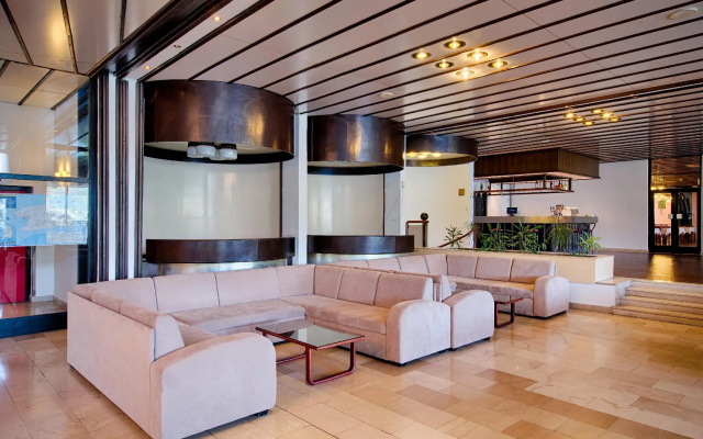 Hotel Issa