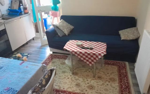 charming 1-bed apartment in roma
