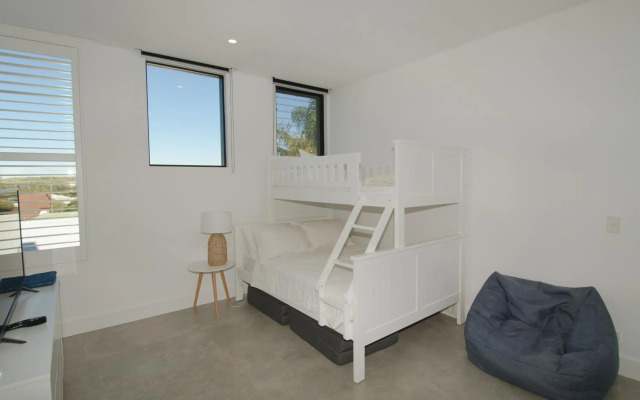 Shellharbour Seaview Luxury Escape