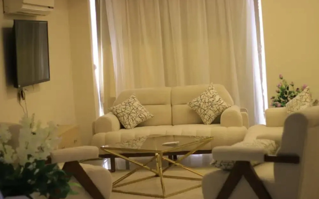 Nile Diamond Suites