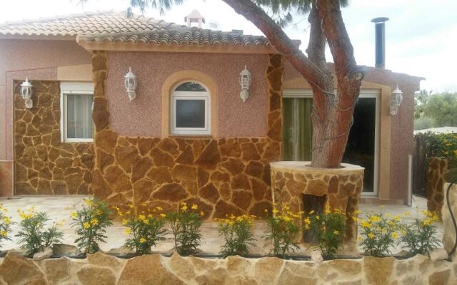 Отель Casa Los jardines de Lola вид на фасад