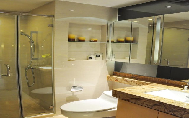 BaiHe International Apartment Hotel