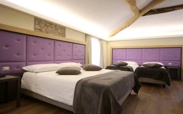 Hotel Corona