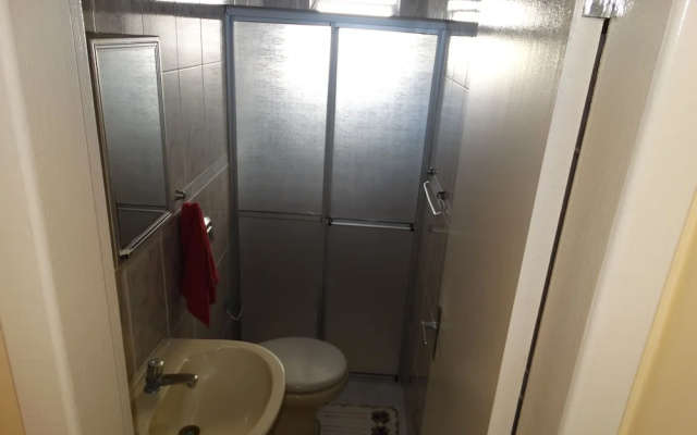 Apartment 2D with 1 Suite & View - 235