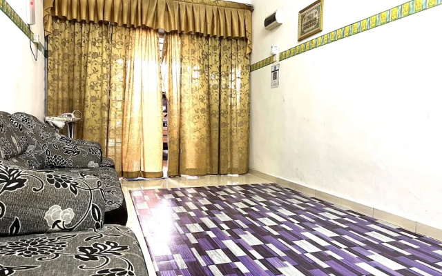 OYO Home 90492 Sena Homestay