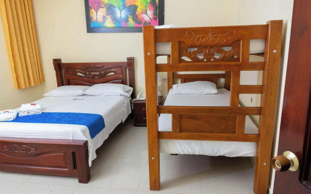 Hotel Arce Plaza