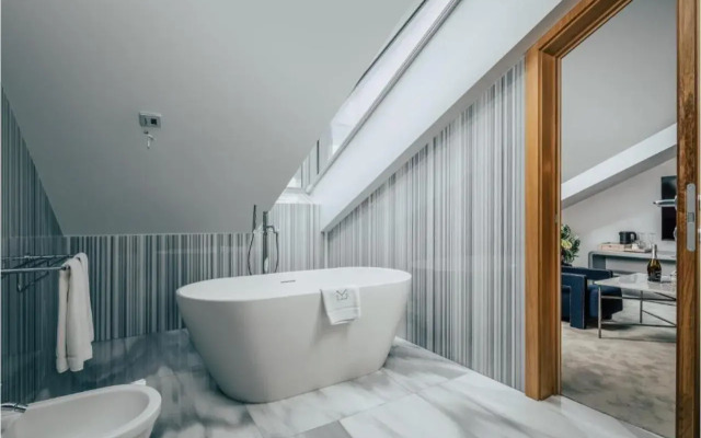 Met Boutique Hotel