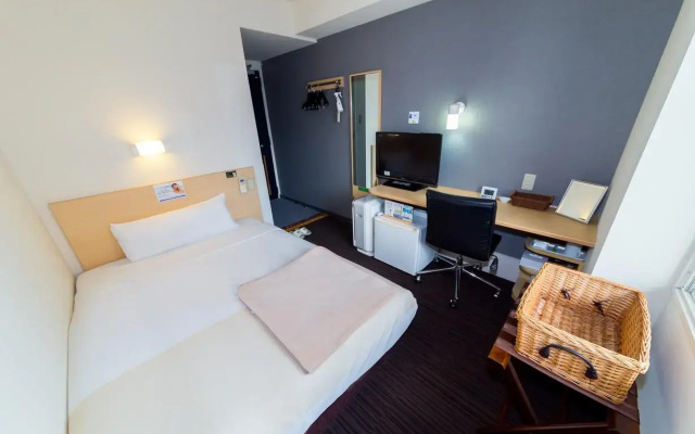 Super Hotel Subway Tanimachi 4-chome Exit 6