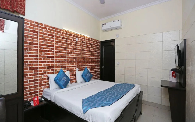 OYO Flagship 14164 Satwah 29