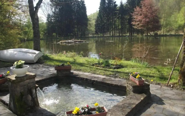 Propriete Bordee D'Etangs, Propice A La Detente