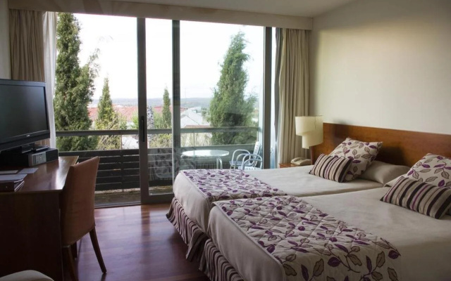Hotel 4* Puente de Alconétar