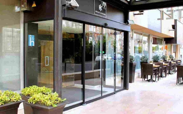 Hotel Catalonia Brussels вид на фасад
