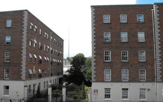 Iveagh Lodge