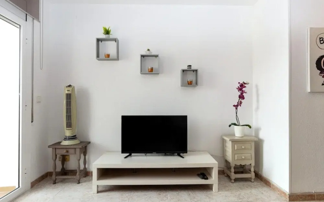 Studio in Roses Near Santa Margarita Beach