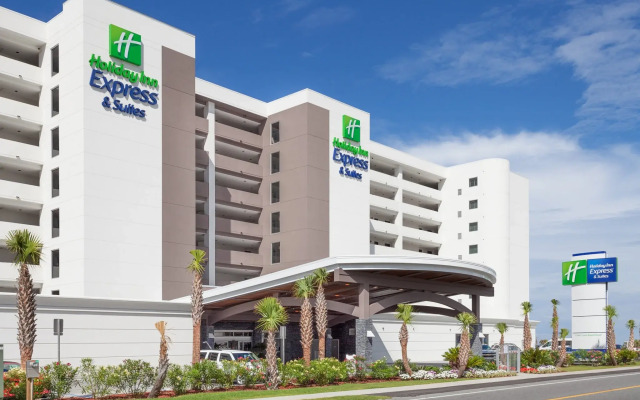 Holiday Inn Express & Suites Panama City Beach - Beachfront by IHG