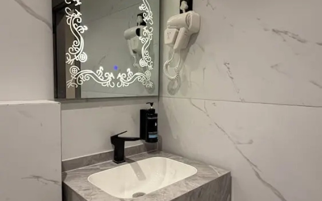 313 Tara-jre Jabal Al Lweibdeh With Stunning View