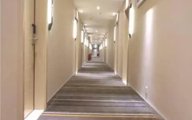 City Comfort Inn Yibin Cuipingshan Park